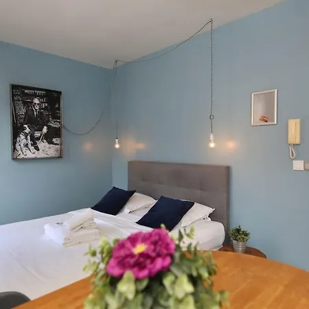 Appartamento 405 - Sejour Romantique Dans Un De 5 *